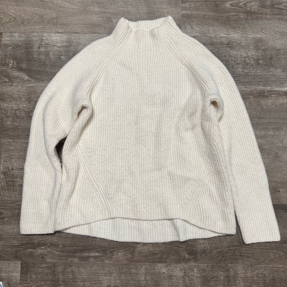 Madewell Sweaters - Madewell Mock Neck Sweater Size XL